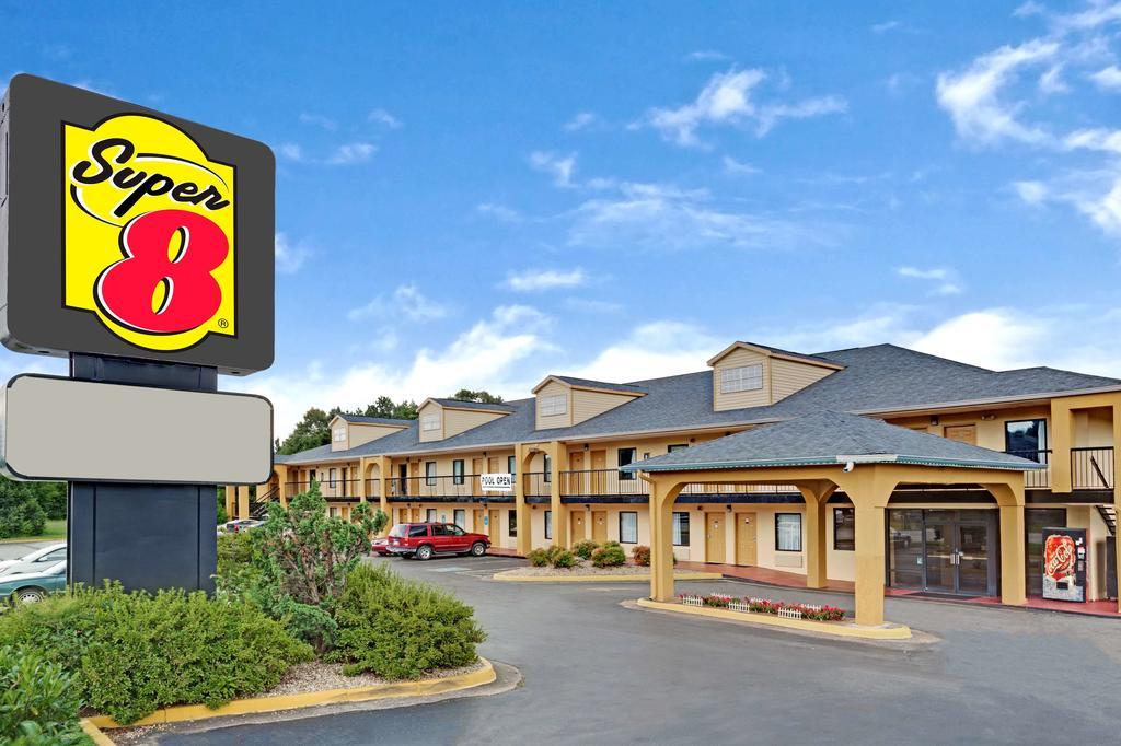 Super 8 Newnan Hotel Exterior photo